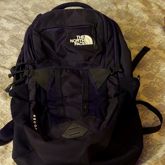 New Northface Recon backpack